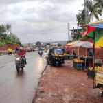 Encroachment by fish, fruit vendors adds to commuters' woes on Bhatkal stretch of NH-66