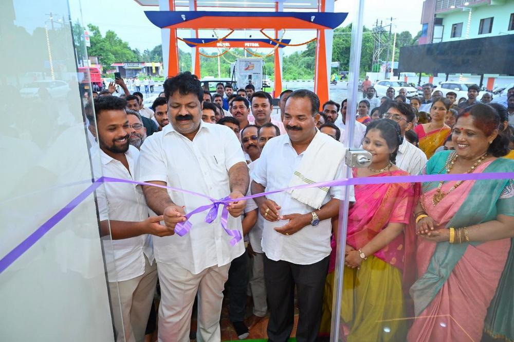 petrol-bunk-opening-1