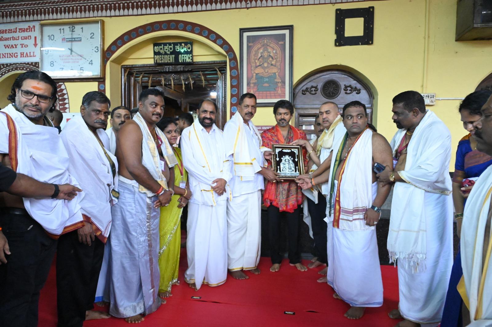 vijay-joseph-kollur-temple-1