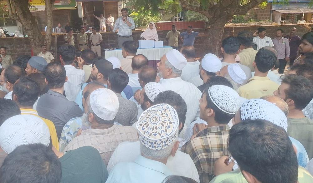 Bhatkal: 1,359 applications for 36 Ramzan stalls; allotment through draw of lots