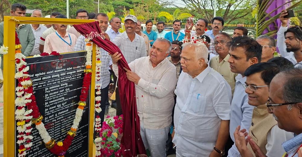 Action against RTO officials if middlemen found in offices: Minister Ramalinga Reddy