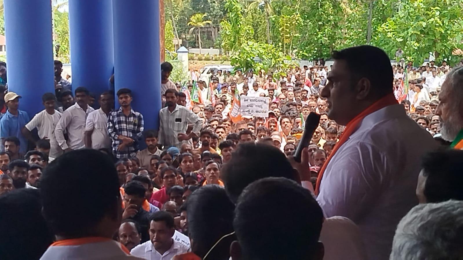 BJP protest in Bhatkal over disputed Murin Katte issue; government accused of hurting Hindu sentiments