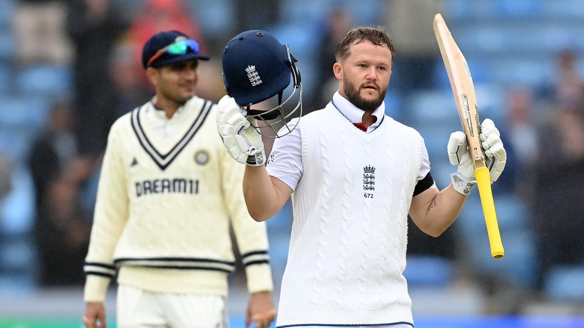 England defeat India by 5 wickets to take 1-0 lead in Test series