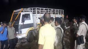 Two killed, 4 injured after truck topples on Durga Puja immersion procession in Jamshedpur