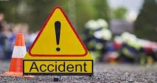 1 dead, 5 injured in car-truck collision in Karnataka