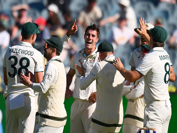Cummins, Starc flatten Pakistan as Australia win second Test, gain 2-0 lead in three-match series