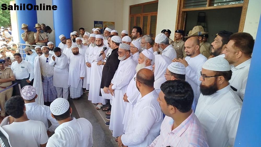 bhatkal-protest-against-1waqf-act-02.jpg