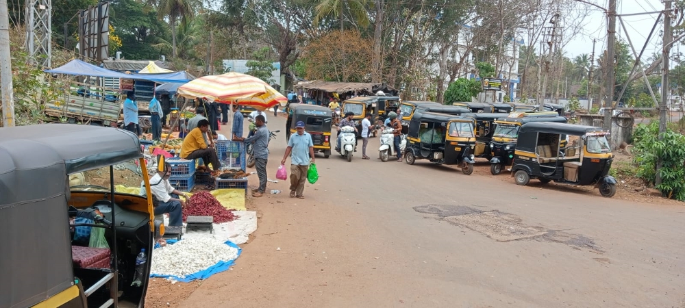Bhatkal-sante-market-road-2