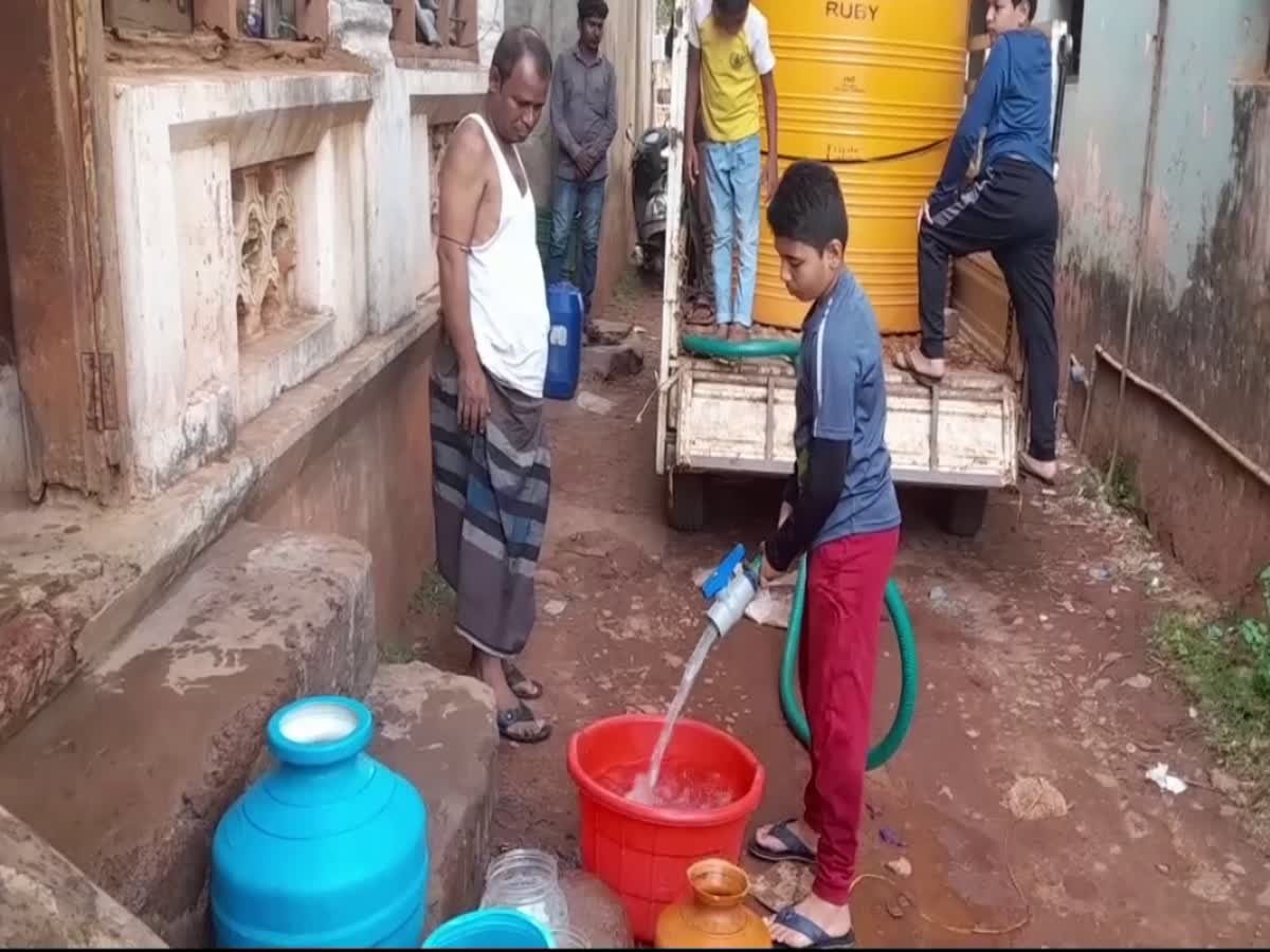 Karnataka CM directs officials to resolve water scarcity problem in various parts of state