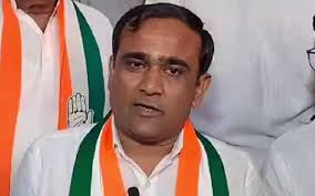 Congress suspends Surat LS candidate Nilesh Kumbhani whose nomination form was rejected