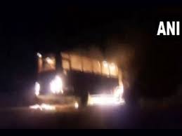 Madhya Pradesh: Bus carrying EVMs, polling officials catches fire in Betul, damage reported