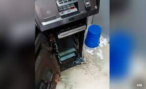 Thane: Rs 21 lakh currency notes burnt as gas cutter used by thieves to open ATM triggers fire