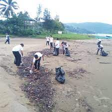 Karwar: Cleaning drive held at Tagore beach