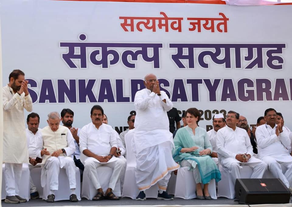 Congress ‘satyagraha’ in support of Rahul Gandhi begins in Rajasthan