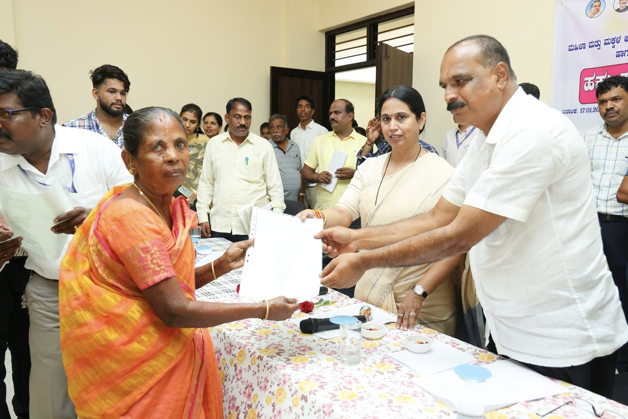 Minister Lakshmi R Hebbalkar assures swift resolution and prompt issuance of title deeds