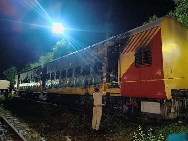 Kerala: Fire breaks out in train at Kannur railway station