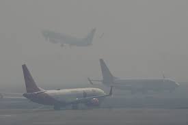 Delhi Wakes Up To Another Cold Morning, Several Flights, Trains Delayed Due To Fog