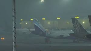 At least 100 flights delayed due to fog at Delhi airport