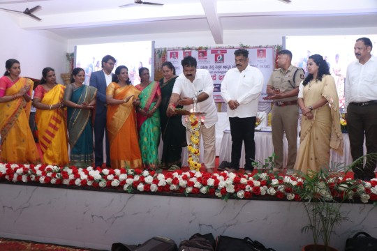 Minister Mankal Vaidya announces 70 crores of assistance every month for women of Uttara Kannada through Gruha Lakshmi