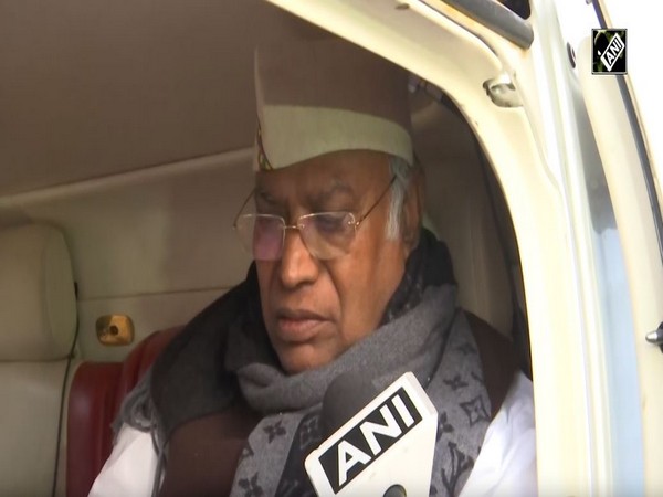 "Pre-Planned, Kept Us In Dark": Mallikarjun Kharge On Nitish Kumar's Switch