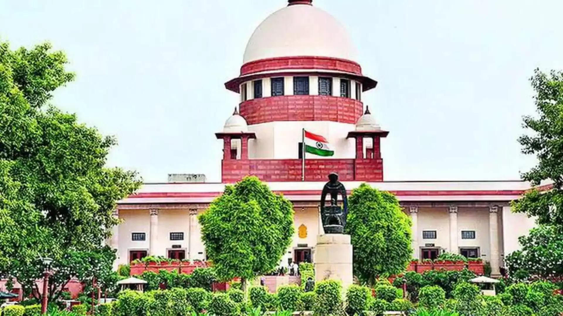 SC issues notice to Centre, Election Commission on Jairam Ramesh's plea challenging poll rule changes