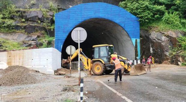 Karwar tunnel dispute: Deputy Commissioner demands written safety assurance for traffic use