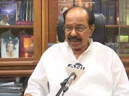 Senior Cong leader Veerappa Moily asks Karnataka govt to release caste census report