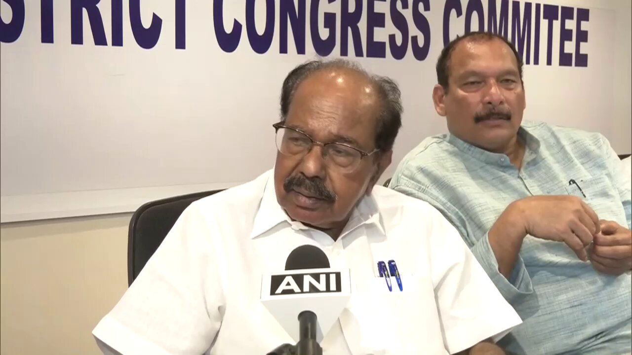 Congress committed mistake by making Kumaraswamy the CM and HD Deve Gowda the PM, says Veerappa Moily