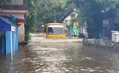 Monsoon chaos: heavy rains disrupt life in Mumbai, Assam, and other states