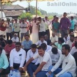 Bhatkal: Protesters stand firm, halt Highway work over underpass demand on Basti-Uttara Koppa link road