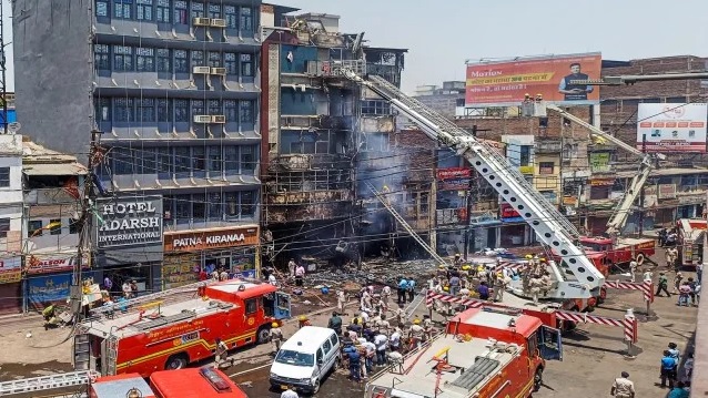 Fatal fire claims 3 lives, dozens saved in Patna hotel blaze