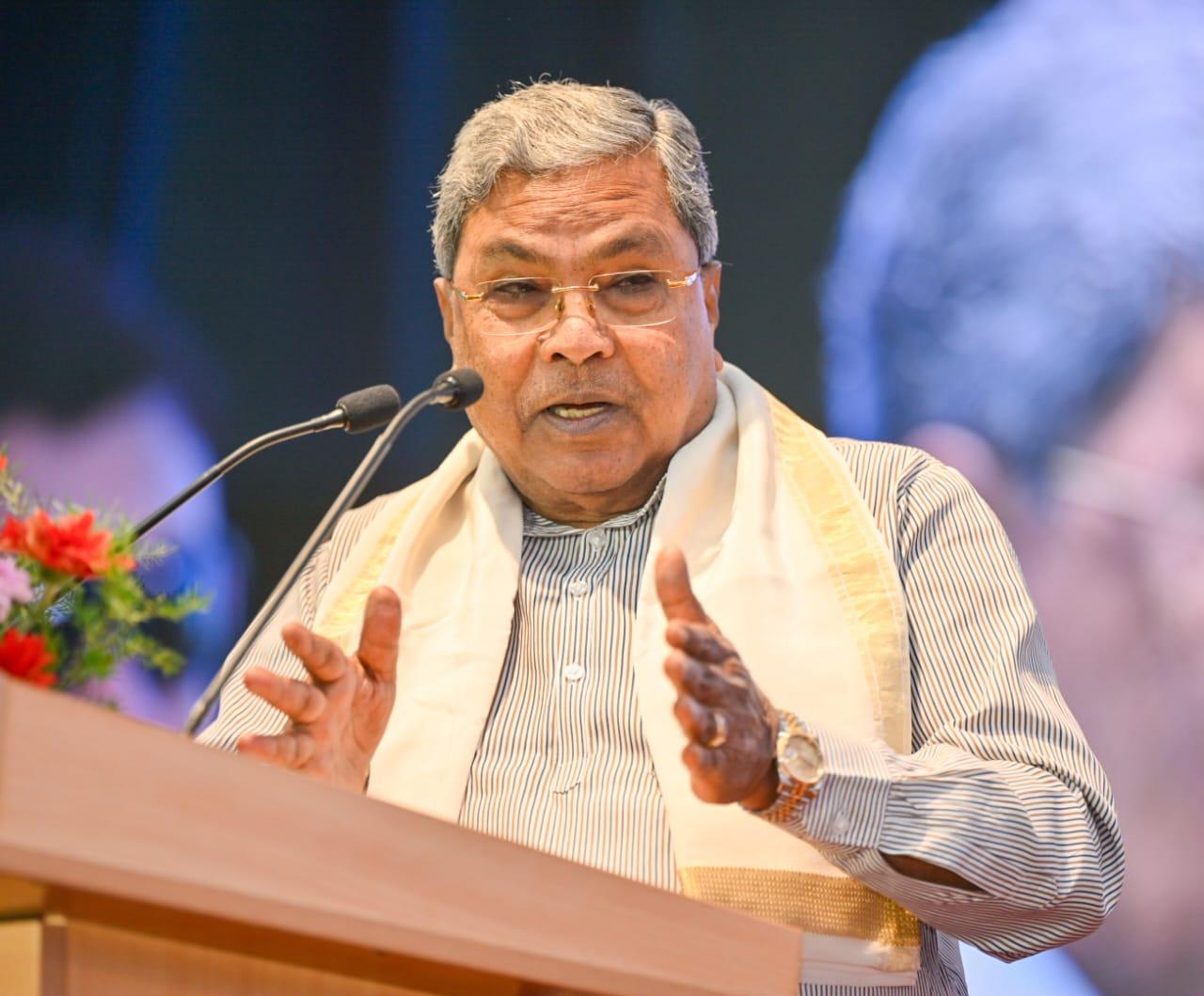 Centre's caste census move politically timed for Bihar elections: CM Siddaramaia