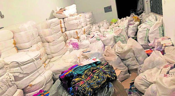 Sarees seized at check-post near Siddapur