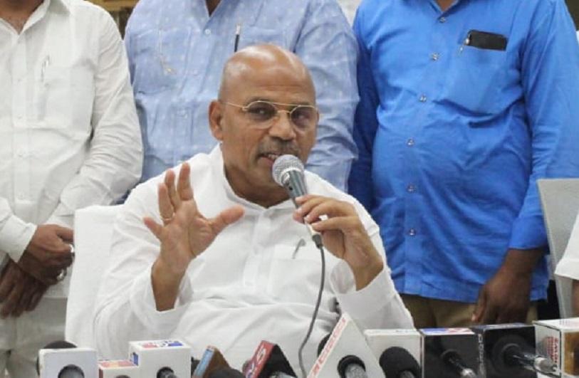 Karnataka Minister Sharan Prakash Patil announces no fee increase for medical and dental courses in next academic year