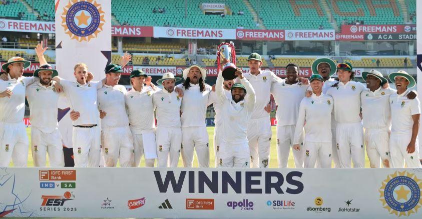 South Africa thrash India by 408 runs, clinch series 2-0