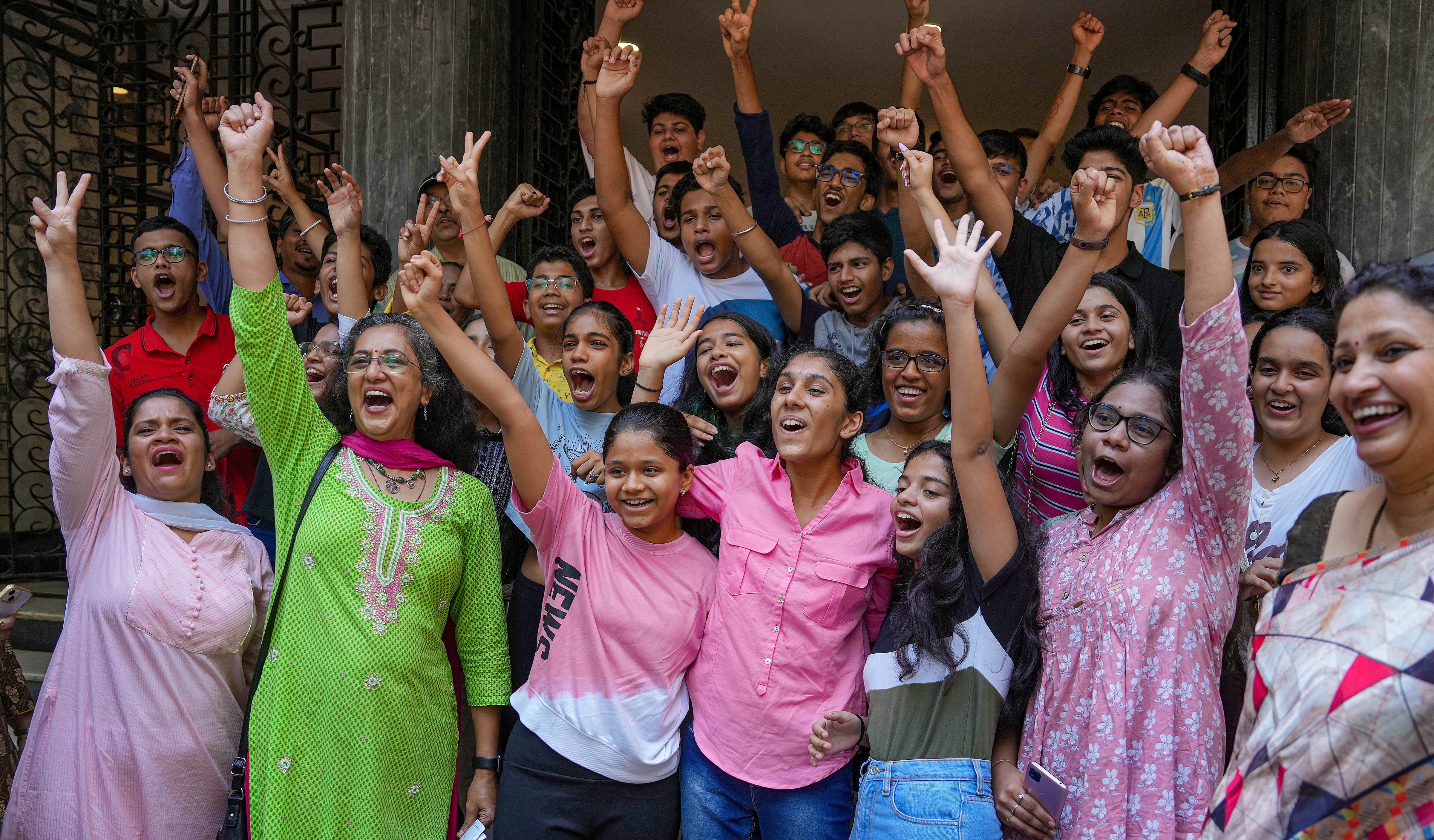 Maha SSC results: Overall pass percentage at 93.83; perfect score by 151 students, including 108 from Latur division