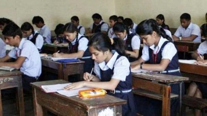 Board exams for Classes 5, 8: SC refuses to stay Karnataka high court order