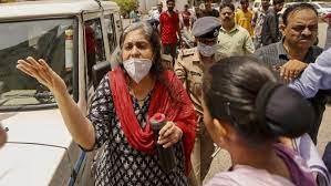 Teesta Setalvad moves Gujarat HC to quash FIR against her for fabricating evidence in 2002 riots cases