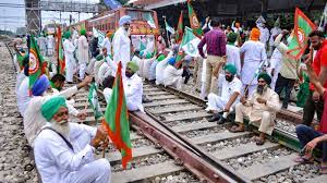 Punjab farmers' 'rail roko' stir ends, movement of nearly 600 trains hit