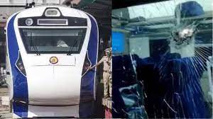 Two incidents of stone pelting on trains in Kerala