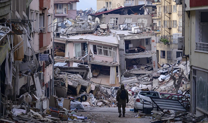 New quake hits Turkey and Syria, killing three