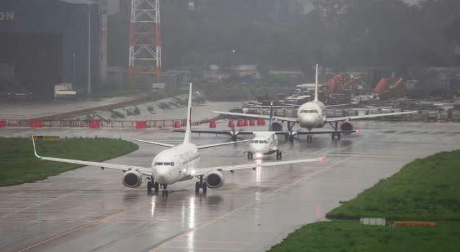 Cyclone ‘Montha’ disrupts air travel, all 32 Vizag flights cancelled