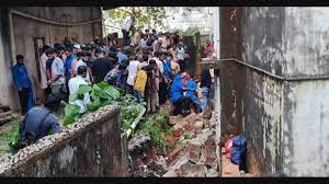 Kasaragod: Two Migrant Workers Killed in Wall Collapse