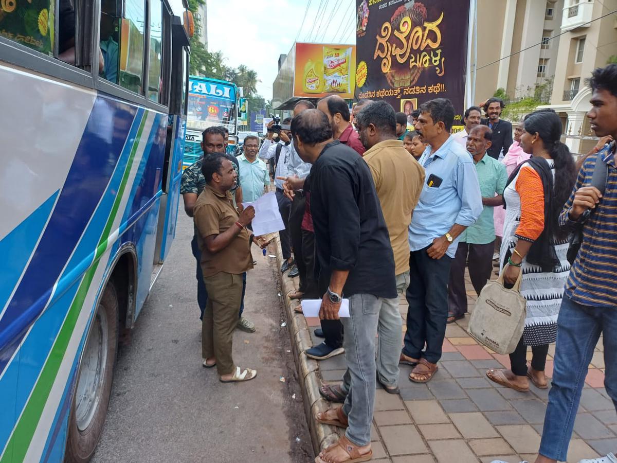 Mangaluru Bus Owners Association and City Police Launch Safety Awareness Campaign